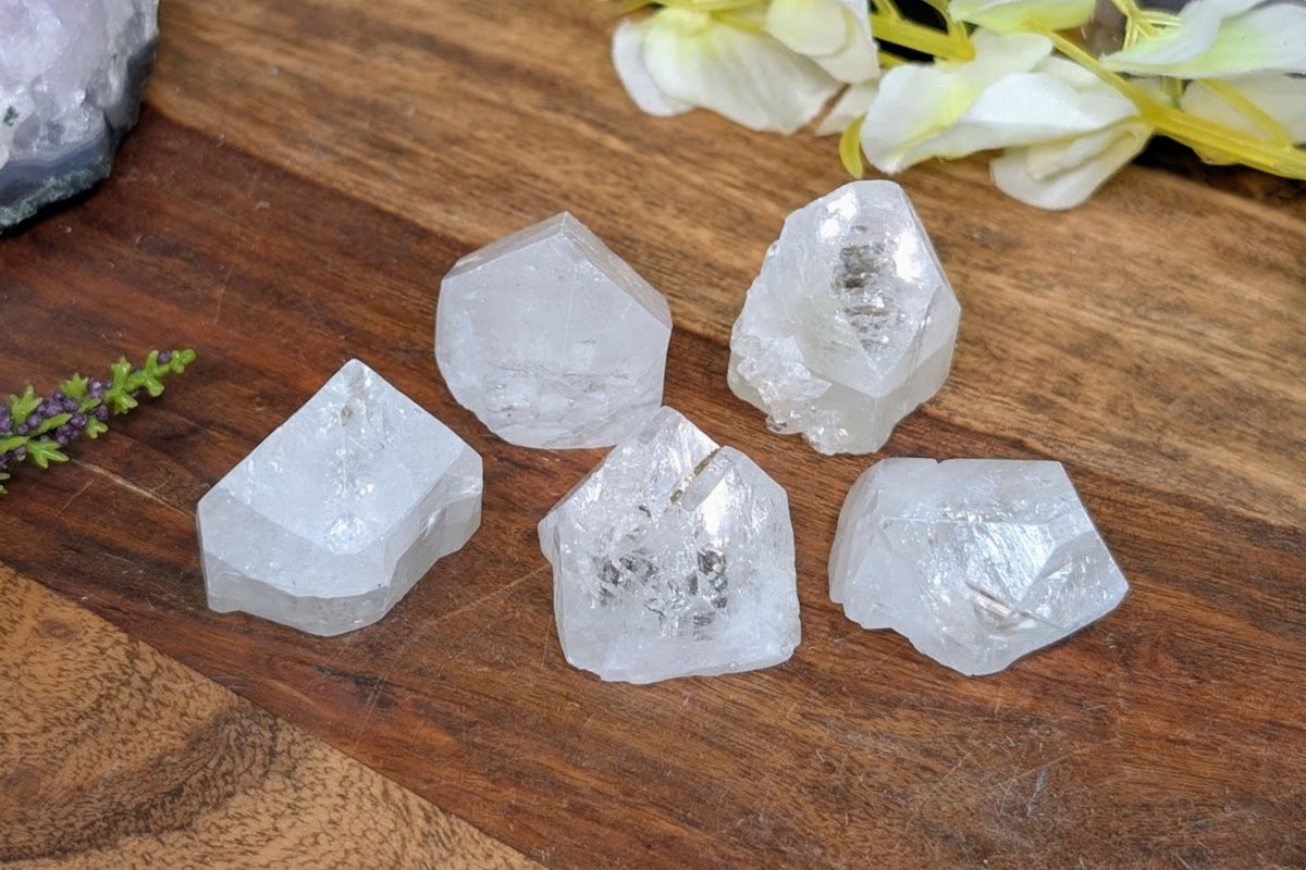 Apophyllite Tips
