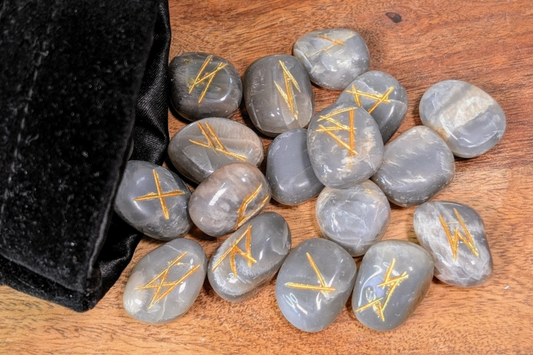 Black Moonstone Runes