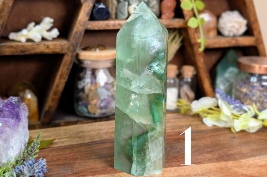 Fluorite Point 5"