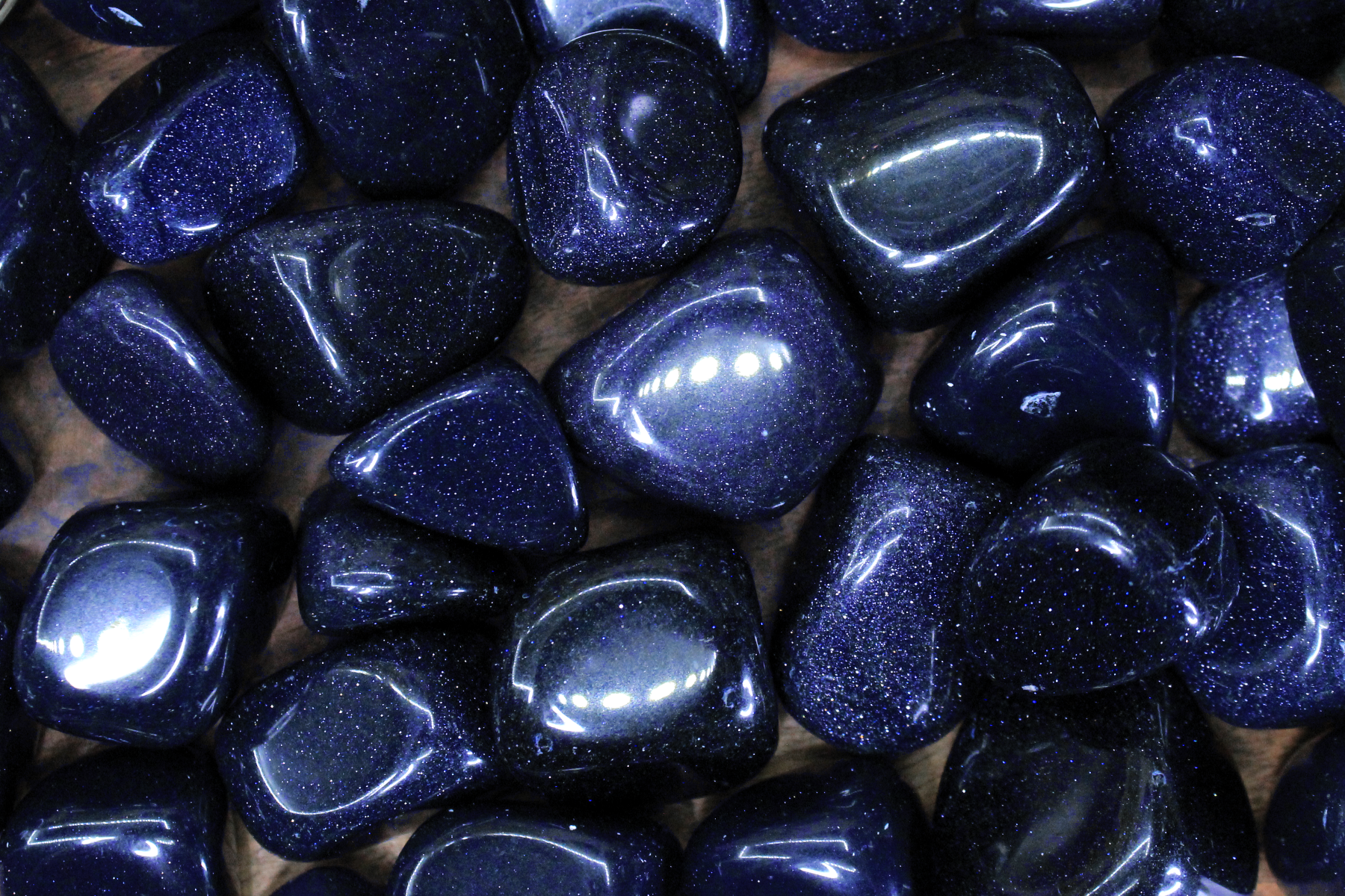 Goldstone colors 2025