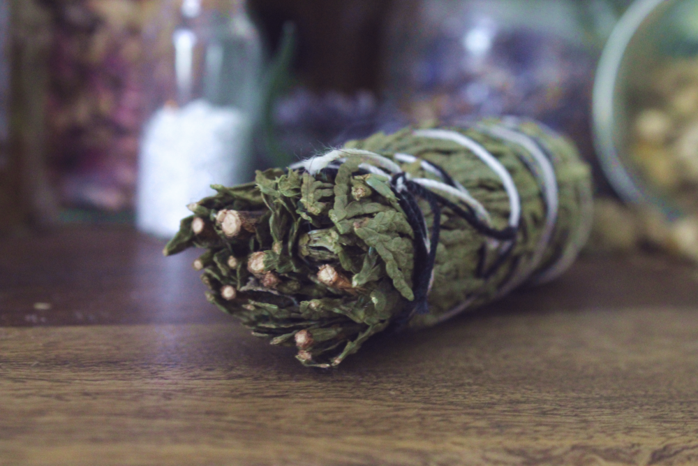 Cedar Herb Bundle 5"