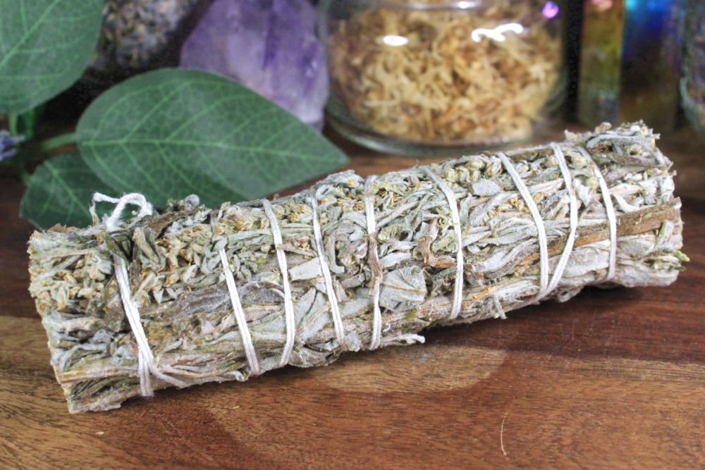 Mugwort Herb Bundle 5"