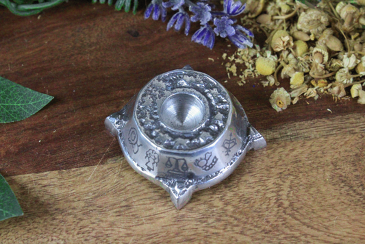 Aluminum Zodiac Chime Candle & Sphere Holder