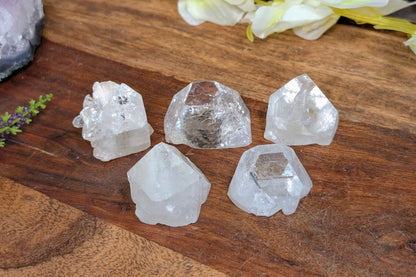 Apophyllite Tips