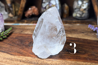 Clear Quartz Rough Point 7 - 8 oz
