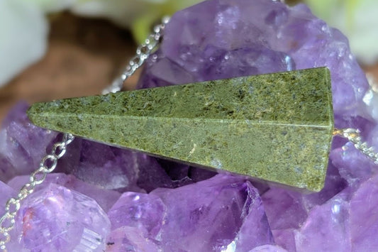Epidote Pendulum