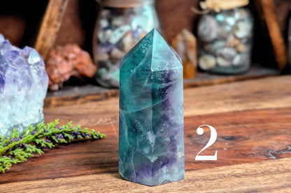 Fluorite Point 3"
