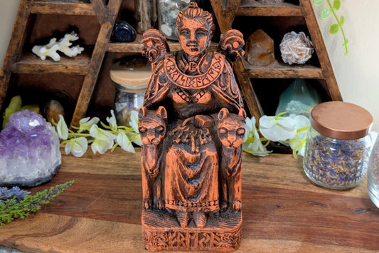 Polyresin Freyja Statue