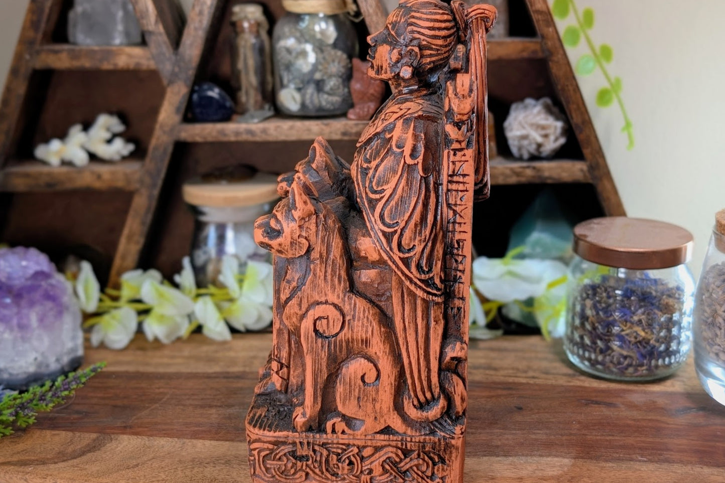 Polyresin Freyja Statue