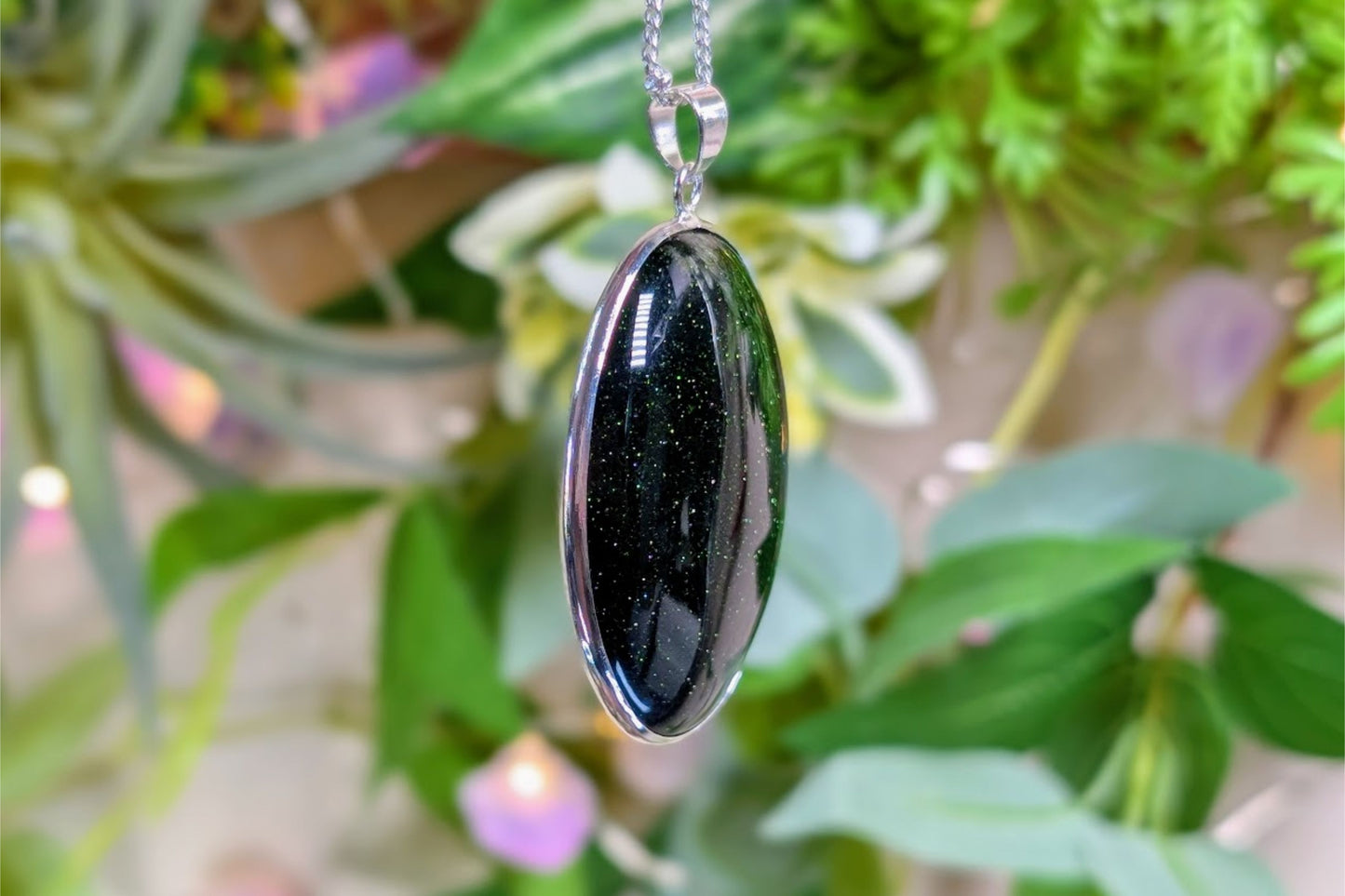 Green Goldstone Cabochon Necklace