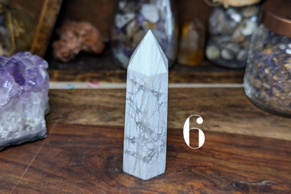 Howlite Point 3"