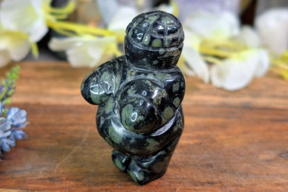 Kambaba Jasper Venus of Willendorf