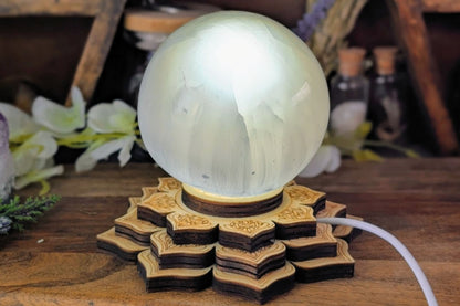 Wooden Engraved Lotus USB Light Base - Cold White