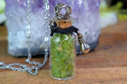 Peridot Chip Jar with Money Bag Necklace