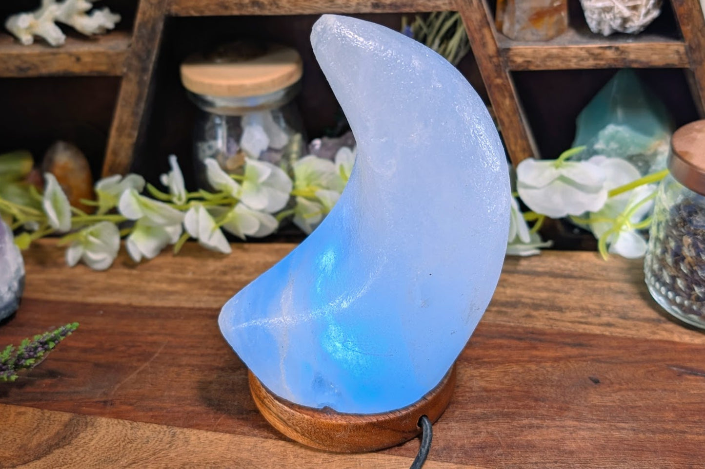 Salt Crescent Moon USB Lamp - Color Cycling