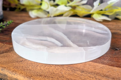 Selenite Plate 4"