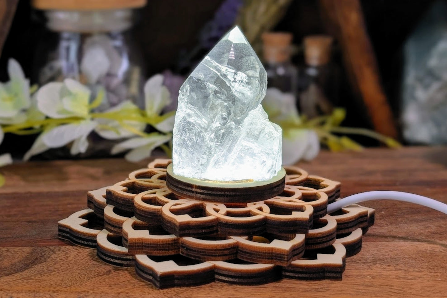 Wooden Lotus USB Light Base - Cold White