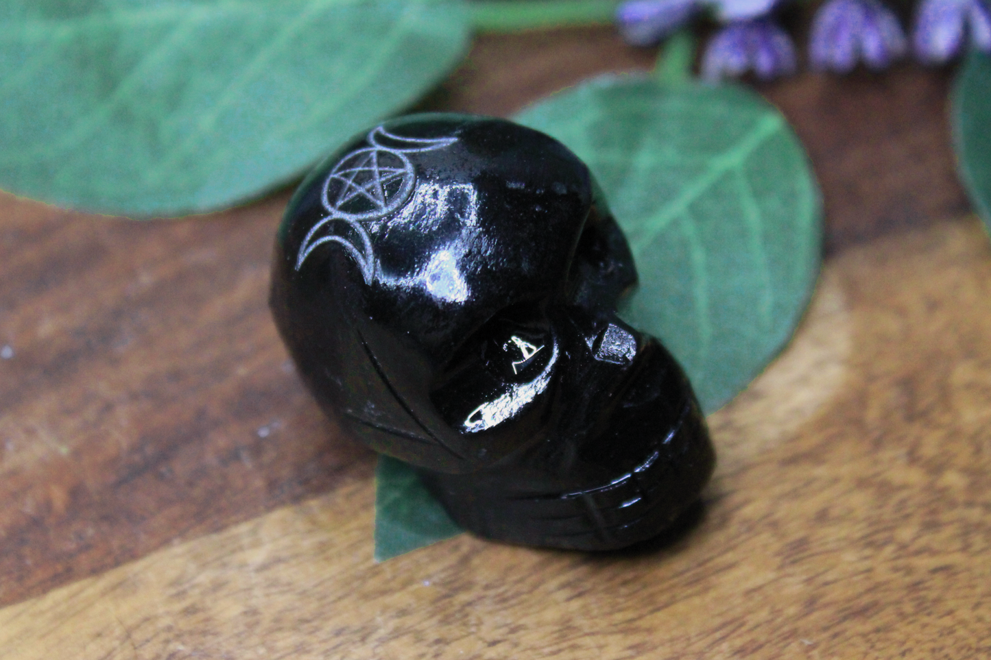 Black Onyx Triple Moon Pentacle Skull 1"