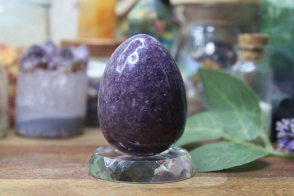 Glass Faceted Sphere Stand